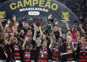Ranking da CBF: Flamengo segue líder e Corinthians sobe para segundo