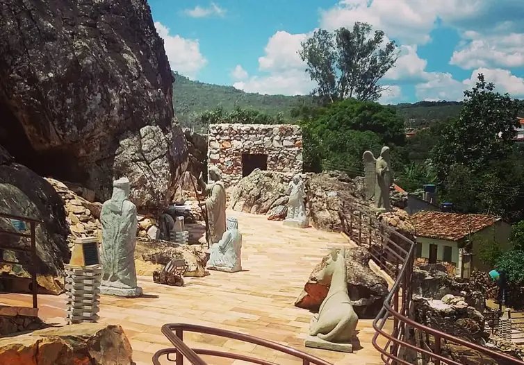 Brasília (DF), 23/12/2025 - Presépio Mão de Deus de Grão Mogol MG, Norte de Minas .
Foto: CONHEÇA MINAS/Facebook