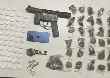 PM prende homem com submetralhadora e drogas na Bahia