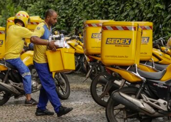 Tesouro aprova empréstimo de R$ 12 bilhões para os Correios