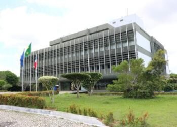 Municípios recebem R$ 134,7 milhões do Governo do Estado como antecipação e repasses do Fundeb e do ICMS | SECOM