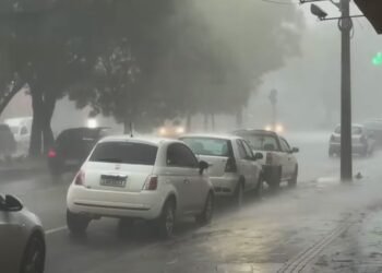 Inmet emite alerta vermelho para RS com chegada de ciclone