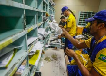 TST determina manutenção de 80% do efetivo durante greve dos Correios