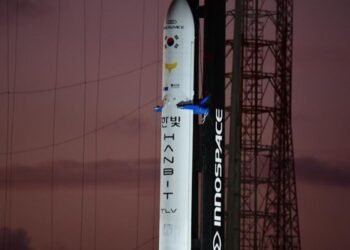 Foguete explode ao decolar na Base de Alcântara, no Maranhão