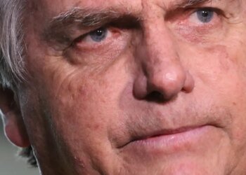 Moraes nega recurso de Bolsonaro contra condenação por trama golpista