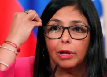 Presidente interina da Venezuela defende agenda de colaboração