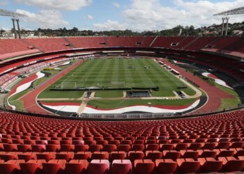 Polícia faz operação contra venda de ingressos ilegais no Morumbis