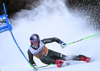 Lucas Pinheiro garante outra prata na Copa do Mundo de esqui alpino