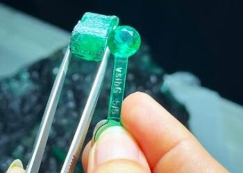 SDE elabora documento técnico que integrará pedido ao INPI e Bahia avança no reconhecimento da Esmeralda de Carnaíba | SECOM