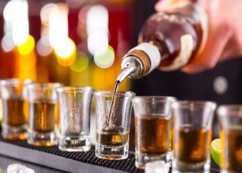 Operação apreende mais de 3 mil bebidas irregulares na Bahia