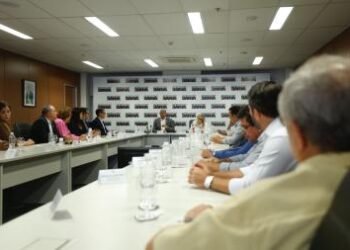 Governo da Bahia amplia investimentos em água e beneficia cidades do interior | SECOM