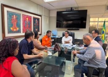 SDE debate fortalecimento do setor coureiro-calçadista de Ipirá | SECOM