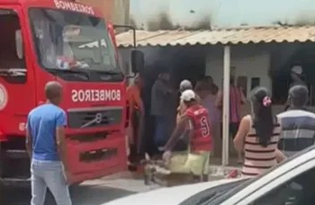 Crianças são internadas na UTI após inalarem fumaça em incêndio na Bahia