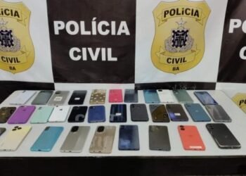 PC recupera 32 celulares furtados em festa de cidade baiana