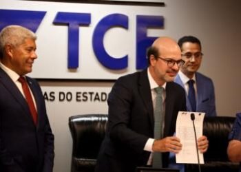 TCE-BA empossa nova Mesa Diretora para o biênio 2026/2027 | SECOM
