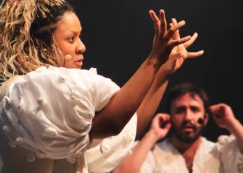 ‘Os irmãos Karamázov’ volta ao Rio com acessibilidade integrada à peça