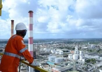 Em novembro, a produção industrial baiana cresceu 0,9% | SECOM