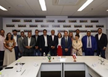 Governo do Estado autoriza projetos para universalizar saneamento e ampliar abastecimento de água em Barreiras | SECOM