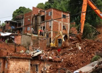 Juiz de Fora: para sobreviventes, sistema de alertas não funcionaram