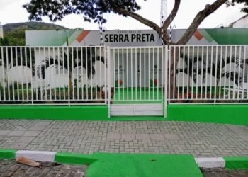 Serra Preta: Prefeito revoga licenças de táxi, mas mantém de chefe de Gabinete