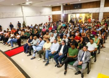 Com mais de R$ 100 milhões em investimentos, prefeito Eriton Ramos apresenta o Programa Candeias 70+ – Prefeitura Municipal de Candeias.