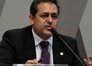 Presidente da Unafisco presta depoimento à PF como investigado