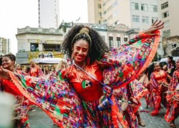 Governo da Bahia investe R$ 17 milhões no Programa Ouro Negro 2026 e apoia 95 entidades de matriz africana no Carnaval de Salvador | SECOM