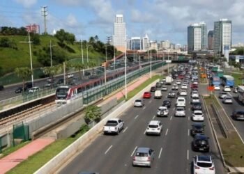 Proprietário ainda pode pagar IPVA com desconto de 15% na Bahia