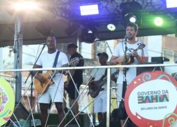 Carnaval da Ribeira reúne gerações e transforma o bairro em palco de alegria e inclusão | SECOM