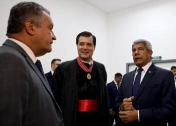 Governador prestigia posse do promotor Pedro Maia, reconduzido ao comando do MP baiano | SECOM