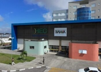 Ex-paciente oncológico celebra nascimento do 1º filho e homenageia HEC