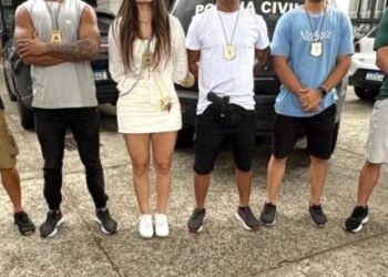 Policiais velados apreendem adolescente suspeito de roubo na festa do Rio Vermelho