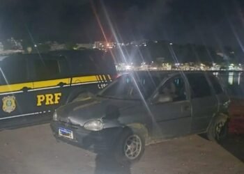 PRF recupera veículo e moto furtados no interior baiano