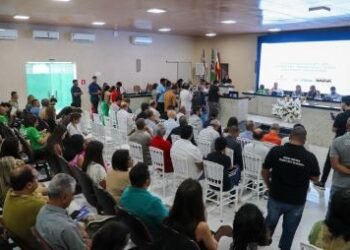 Governo do Estado avalia estadualização de hospital em Senhor do Bonfim | SECOM