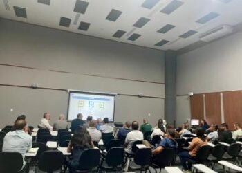 Inema participa de reunião da Câmara Técnica da Coordenação de Recursos Hídricos do Rio Paraguaçu em Feira de Santana | SECOM