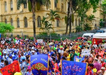 Blocos com Michel Teló e Pocah esquentam o Ibirapuera neste domingo