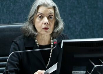 Cármen Lúcia apresenta regras para atuação de juízes nas eleições