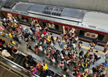 Metrô Bahia bate recorde e transporta 1,9 milhão de passageiros no Carnaval 2026 | SECOM
