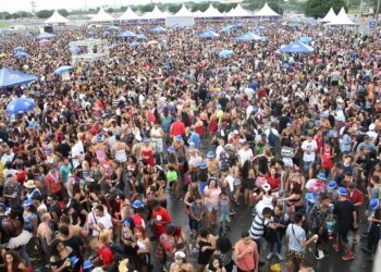 Carnaval requer prevenção de acidentes com rede elétrica, diz Abradee