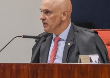Moraes nega conversas com Vorcaro no dia em que banqueiro foi preso