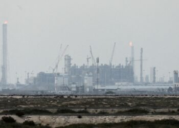 Mercado vive turbulência com infraestrutura petrolífera sob ataque