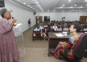 Ouvidoria Geral do Estado realiza painel temático no Dia Nacional do Ouvidor e da Ouvidora | SECOM