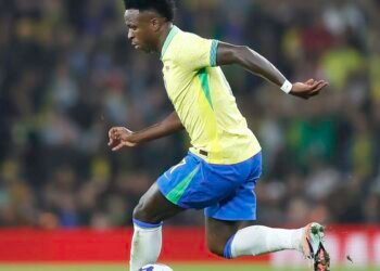 Brasil enfrenta França em fase final de preparação para Copa do Mundo