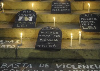 Pela vida das mulheres: atos do 8 de março ocupam ruas pelo Brasil