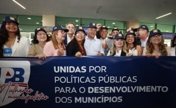 Governador participa de Encontro de Prefeitos e reforça união entre Estado e municípios | SECOM