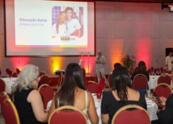 SEC reúne dirigentes e diretores territoriais para traçar estratégias de gestão da aprendizagem em 2026 | SECOM