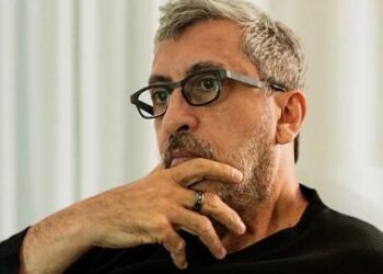 Funceb promove visita guiada com curador da 10ª edição do Prêmio Nacional de Fotografia Pierre Verger | SECOM