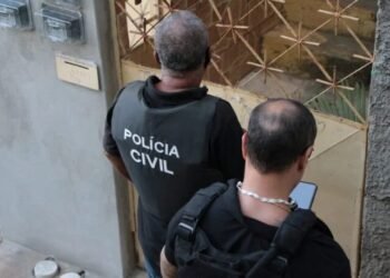 PC apreende aparelhos eletrônicos que seriam usados em cyberstalking na Bahia