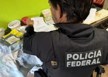 PF pende suspeito em ação contra o tráfico de drogas e lavagem de dinheiro na Bahia