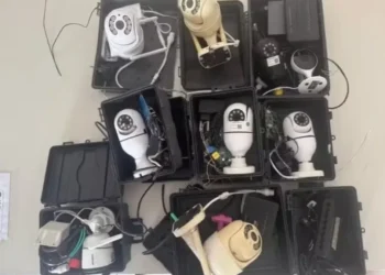 Câmeras clandestinas usadas pelo tráfico são apreendidas na Bahia